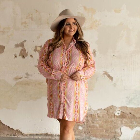 Dress Shirt Style with Drop Waistline Closure Southwestern Print Size Small - Picture 2 of 7